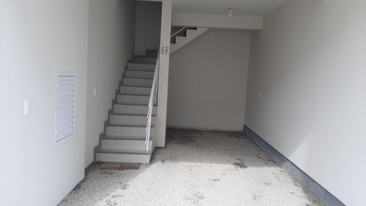 Apartamento 2 Quartos Com Estacionamento Tijucas Exterior photo